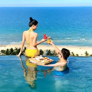 https://santa-luxury-hotel.dananghotels.net