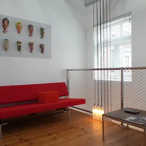 Maff Apartment Den Haag