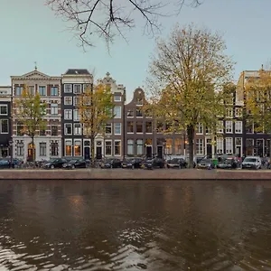 The Pavilions Amsterdam, The Toren Амстердам